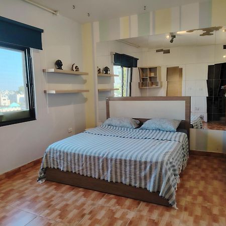 Abu Alzoz Home سكن مشترك Amman Extérieur photo